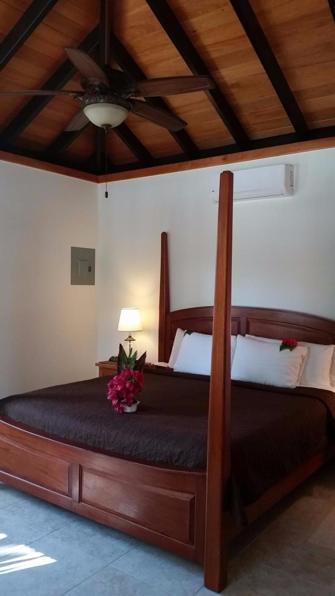 Cocotal Inn And Cabanas San Pedro  Phòng bức ảnh