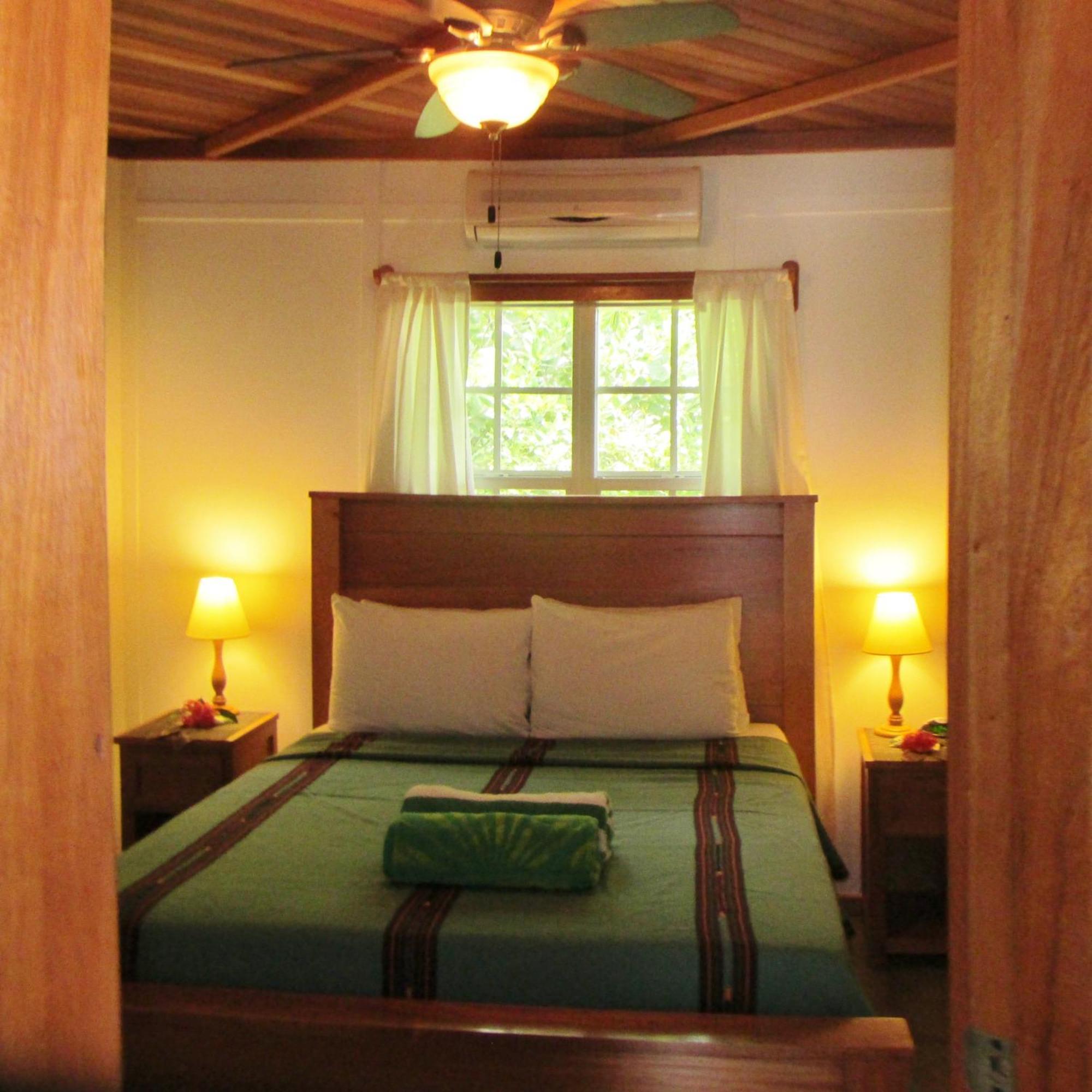 Cocotal Inn And Cabanas San Pedro  Phòng bức ảnh