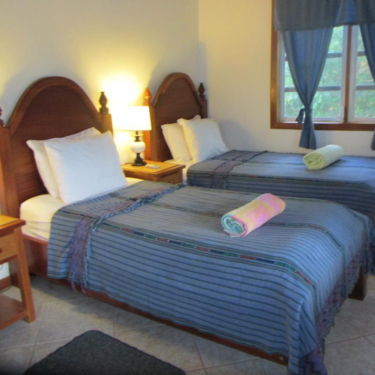 Cocotal Inn And Cabanas San Pedro  Phòng bức ảnh